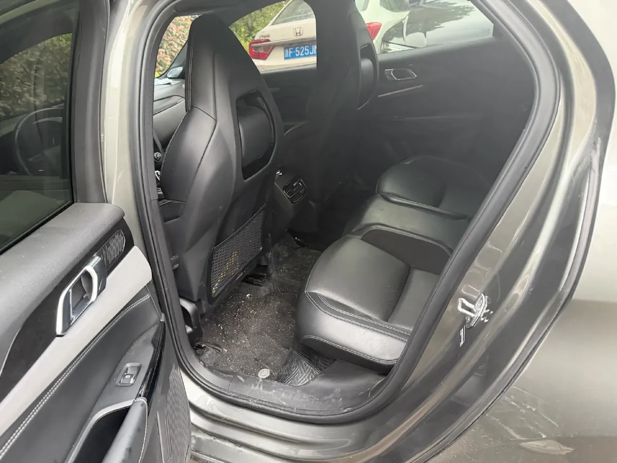 2022 LYNK&CO 03 1.5T 180HP L3 7DCT,autocango,china used car exporter,china ev exporter,chinese used car exporter,chinese used ev exporter