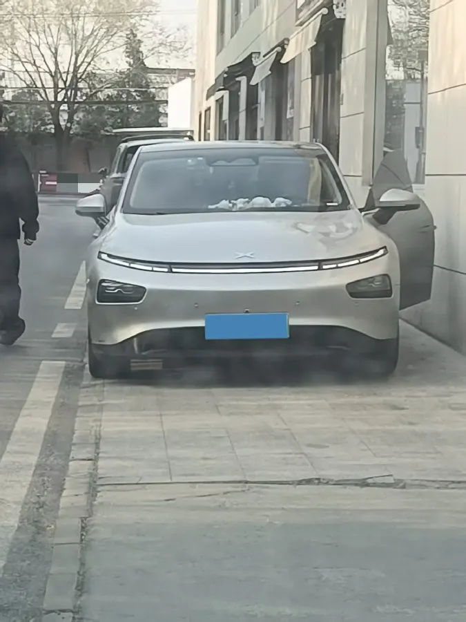 2020 Xpeng P7 BEV 70.8KWH,autocango,china used car exporter,china ev exporter,chinese used car exporter,chinese used ev exporter