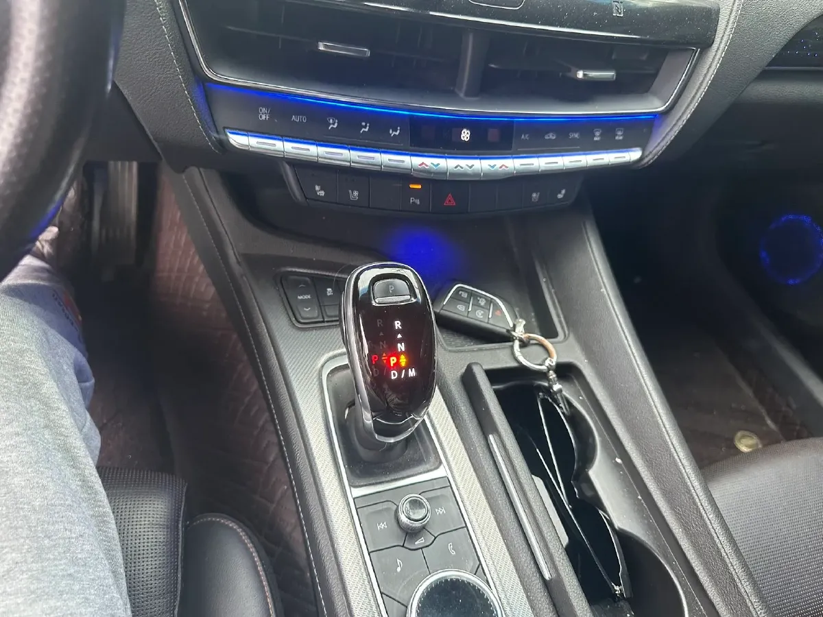 2020 Cadillac CT5 2.0T 241HP L4 10AT,autocango,china used car exporter,china ev exporter,chinese used car exporter,chinese used ev exporter