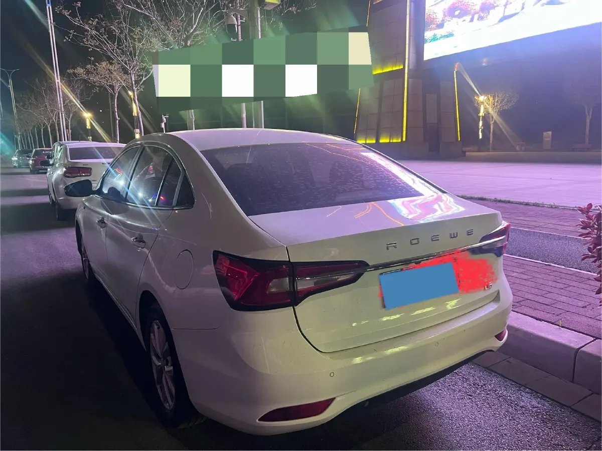 2019 Roewe i5 1.5L 120HP L4 5MT,autocango,china used car exporter,china ev exporter,chinese used car exporter,chinese used ev exporter