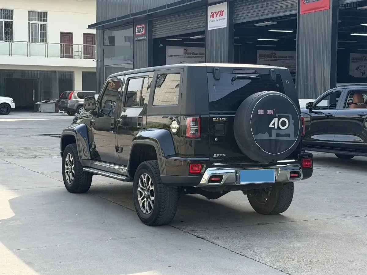 2019 Beijing BJ40 2.0T 218HP L4 6AT,autocango,china used car exporter,china ev exporter,chinese used car exporter,chinese used ev exporter
