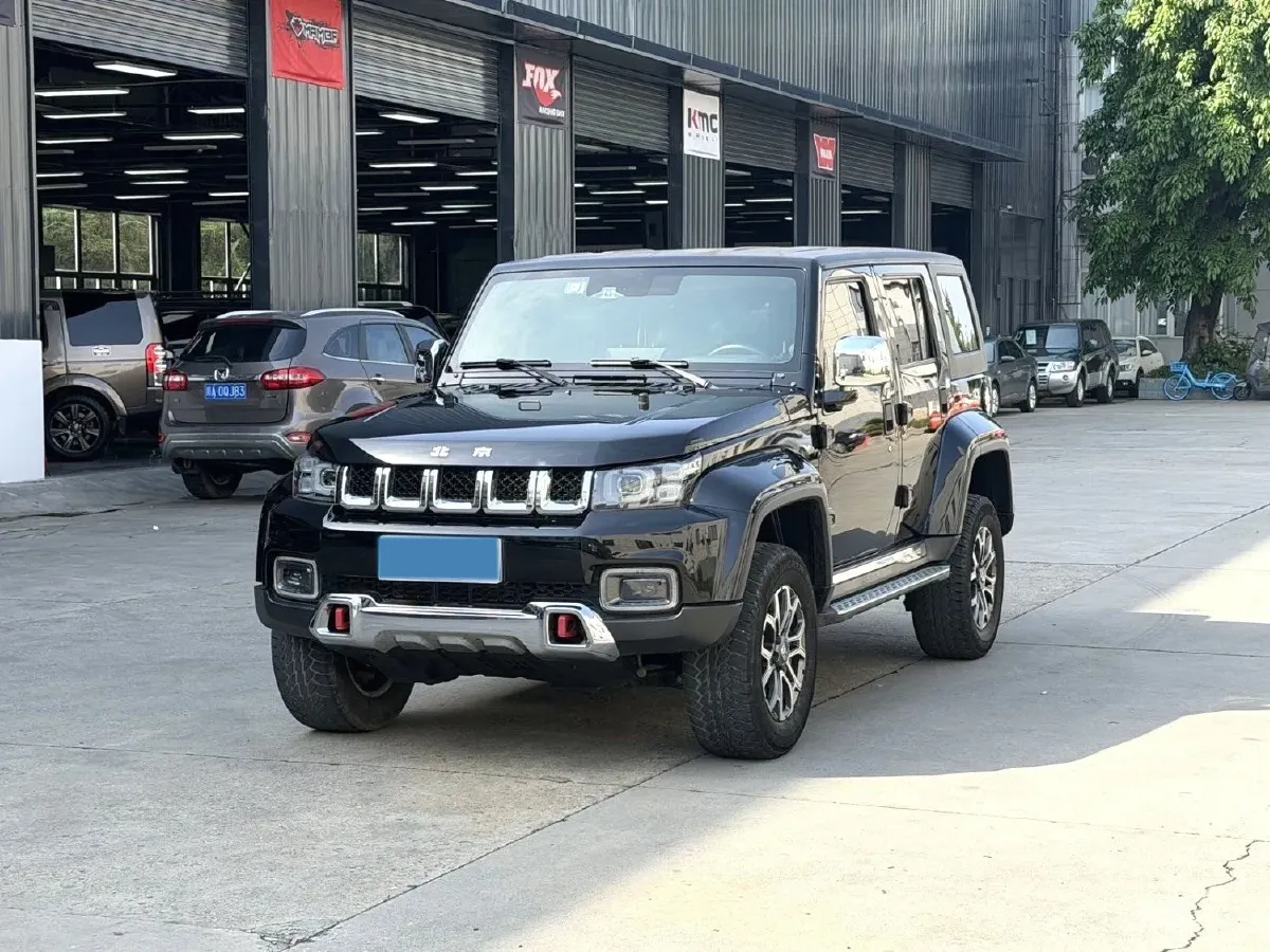 2019 Beijing BJ40 2.0T 218HP L4 6AT,autocango,china used car exporter,china ev exporter,chinese used car exporter,chinese used ev exporter