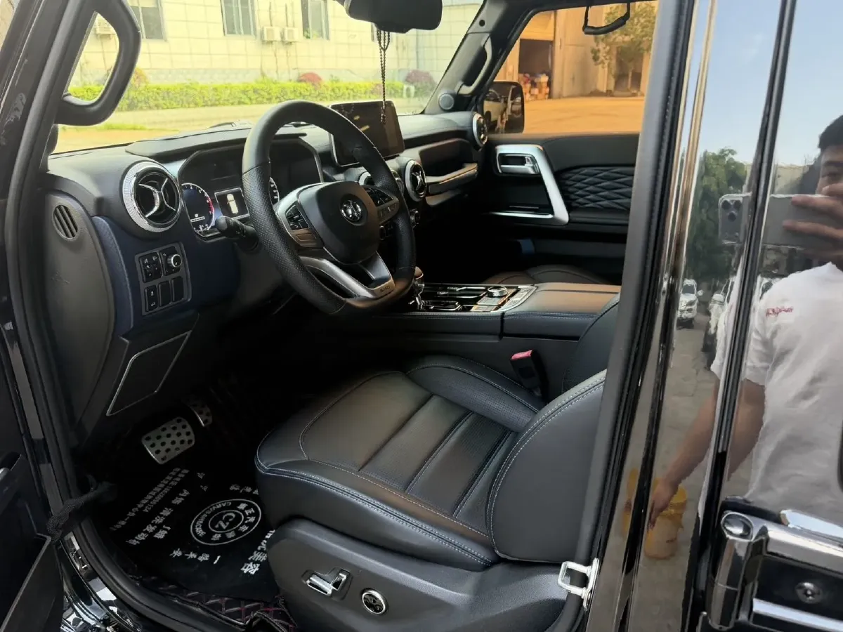 2019 Beijing BJ40 2.0T 218HP L4 6AT,autocango,china used car exporter,china ev exporter,chinese used car exporter,chinese used ev exporter