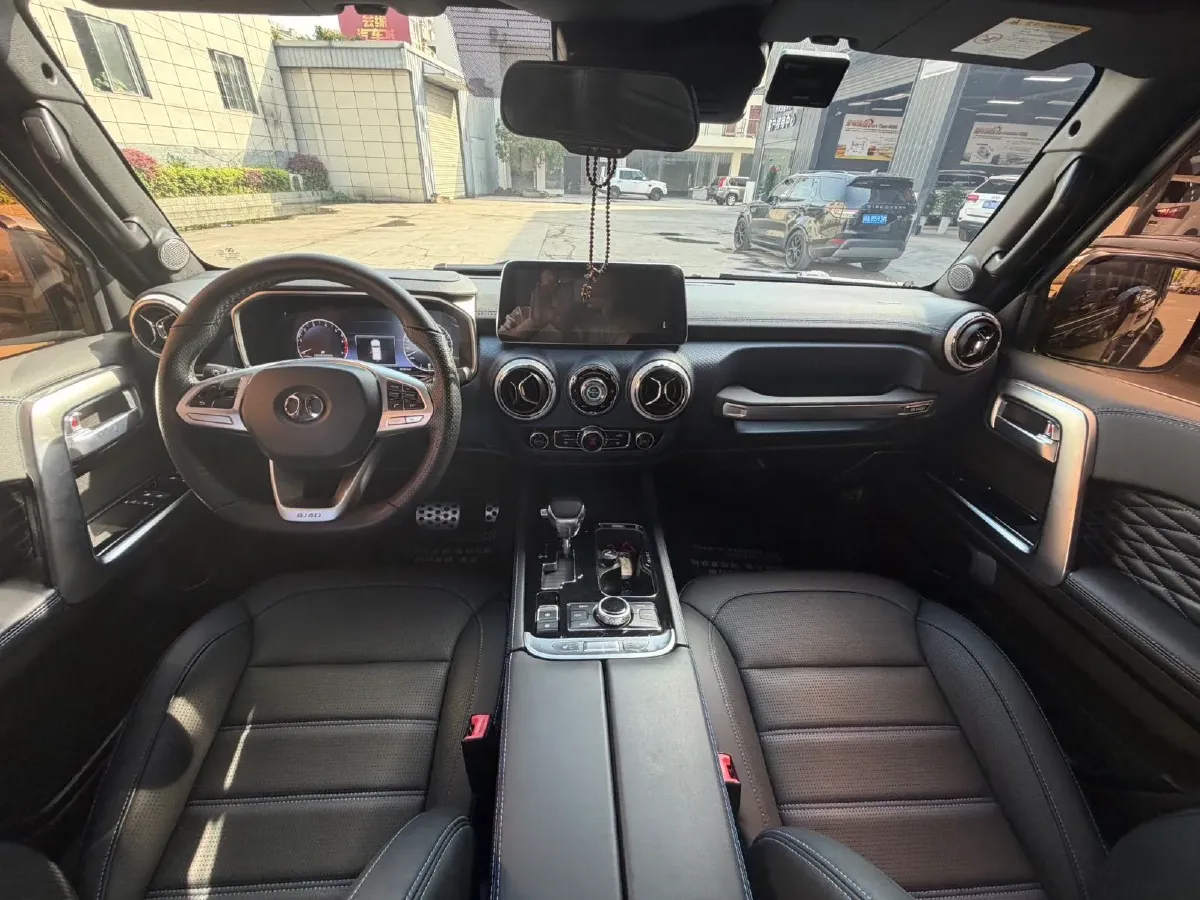 2019 Beijing BJ40 2.0T 218HP L4 6AT,autocango,china used car exporter,china ev exporter,chinese used car exporter,chinese used ev exporter