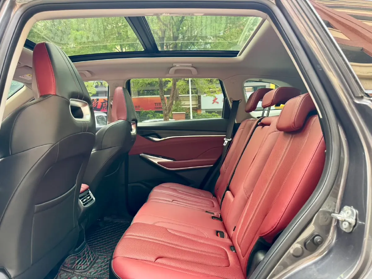 2020 ChangAn CS75 Plus 2.0T 233HP L4 8AT,autocango,china used car exporter,china ev exporter,chinese used car exporter,chinese used ev exporter