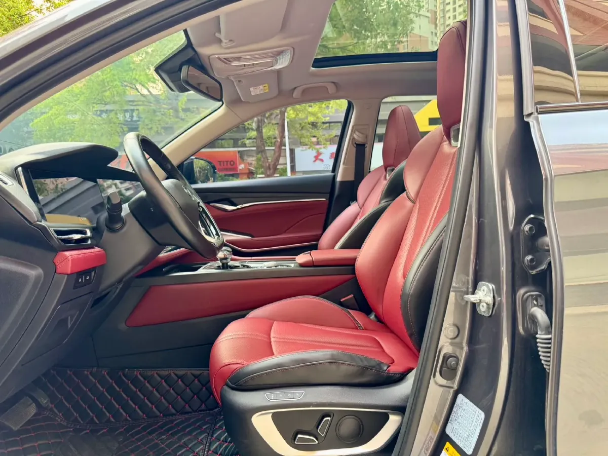 2020 ChangAn CS75 Plus 2.0T 233HP L4 8AT,autocango,china used car exporter,china ev exporter,chinese used car exporter,chinese used ev exporter