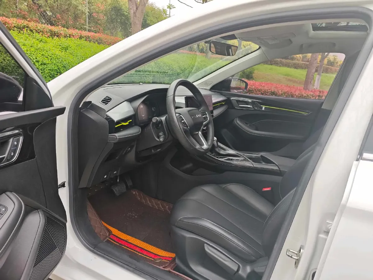 2021 Roewe i5 1.5L 120HP L4 CVT,autocango,china used car exporter,china ev exporter,chinese used car exporter,chinese used ev exporter