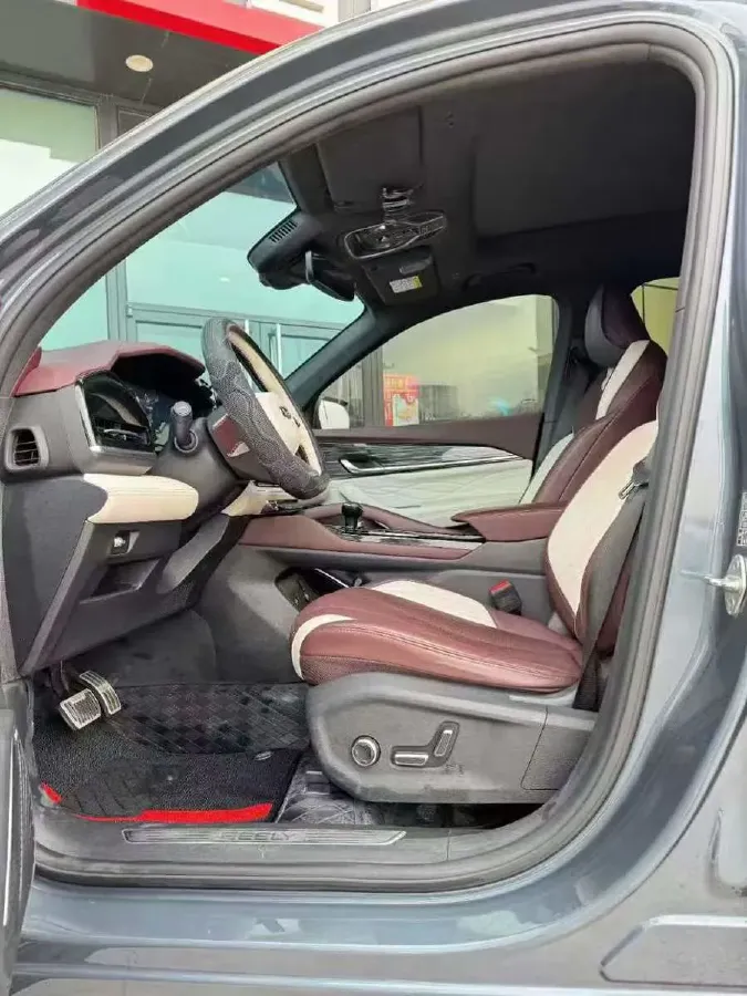 2021 Geely Monjaro 2.0T 238HP L4 8AT,autocango,china used car exporter,china ev exporter,chinese used car exporter,chinese used ev exporter