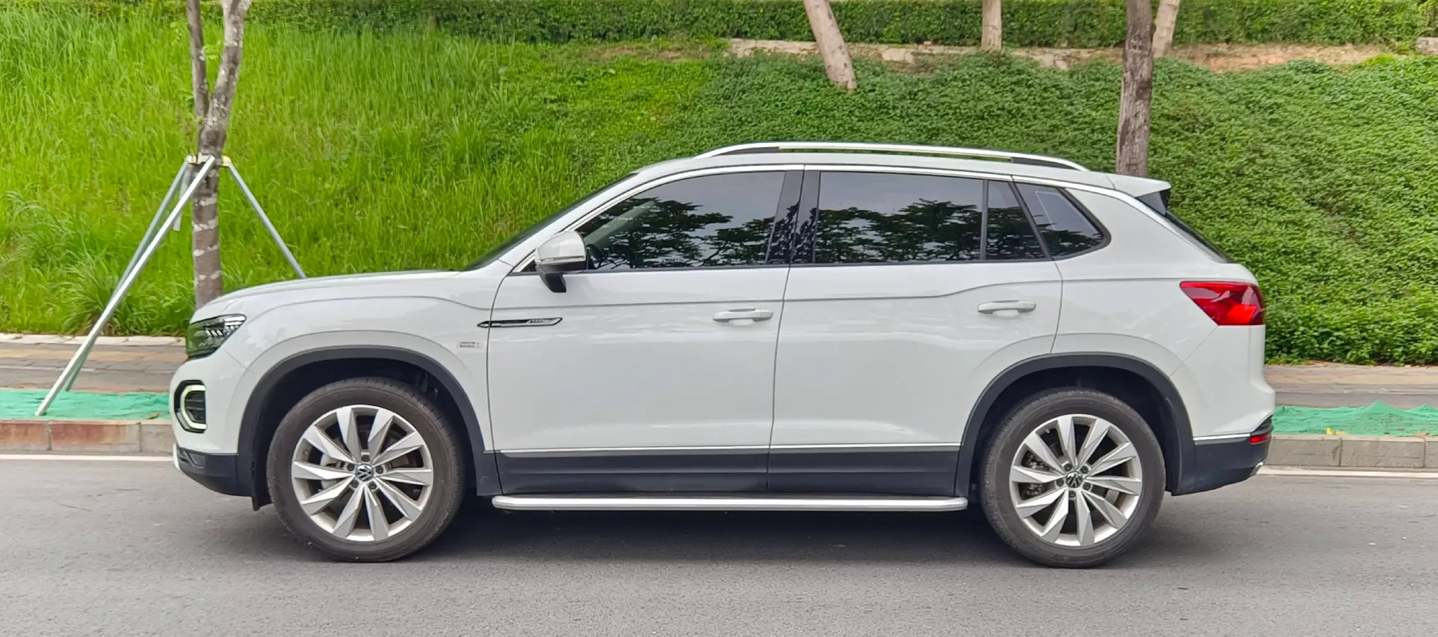 2022 Volkswagen Tayron 2.0T 220HP L4 7DCT,autocango,china used car exporter,china ev exporter,chinese used car exporter,chinese used ev exporter