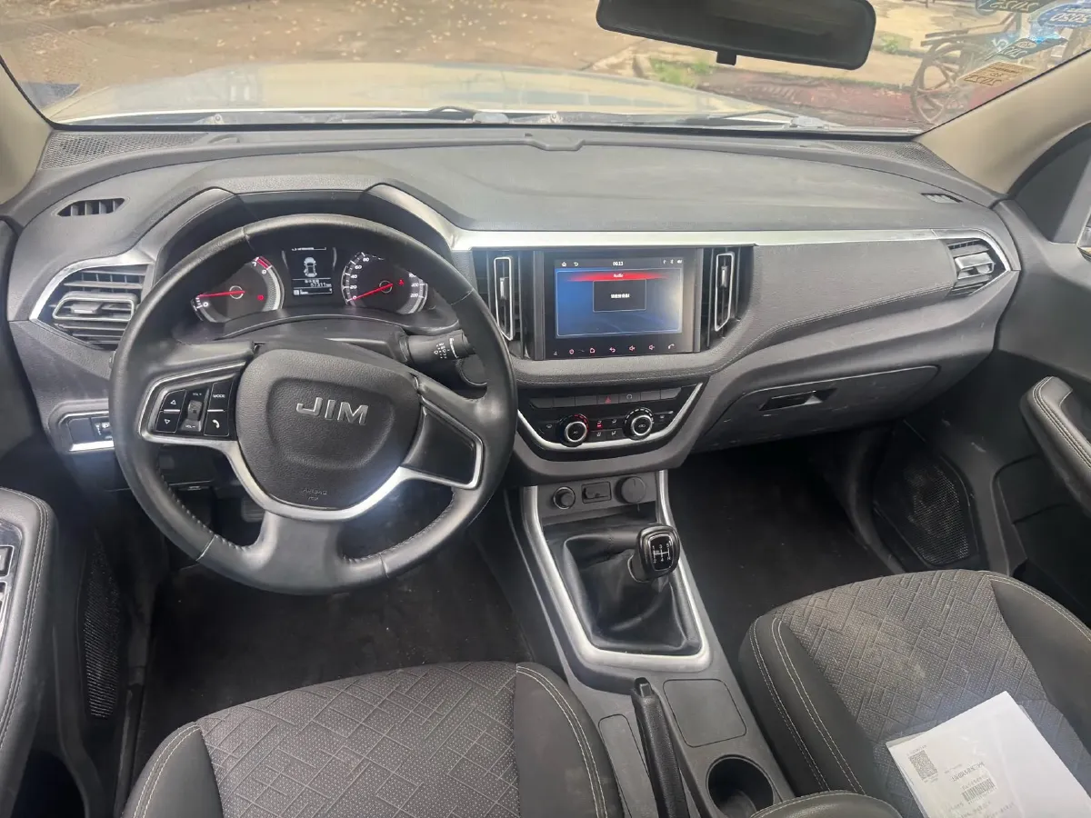 2020 Isuzu Jim 2.4T 211HP L4 5MT,autocango,china used car exporter,china ev exporter,chinese used car exporter,chinese used ev exporter