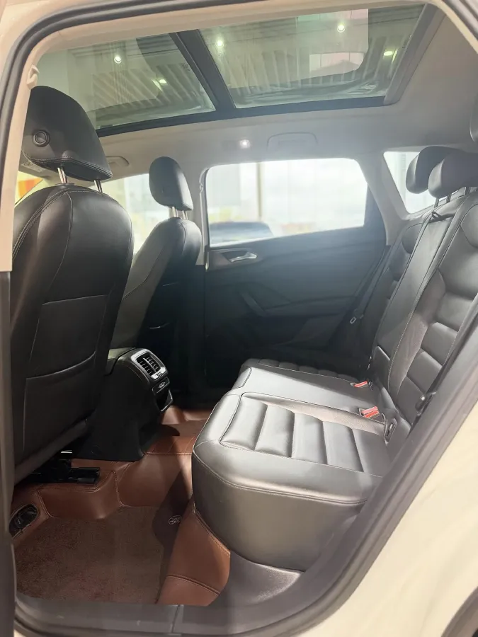 2021 Volkswagen Tharu 1.4T 150HP L4 7DCT,autocango,china used car exporter,china ev exporter,chinese used car exporter,chinese used ev exporter