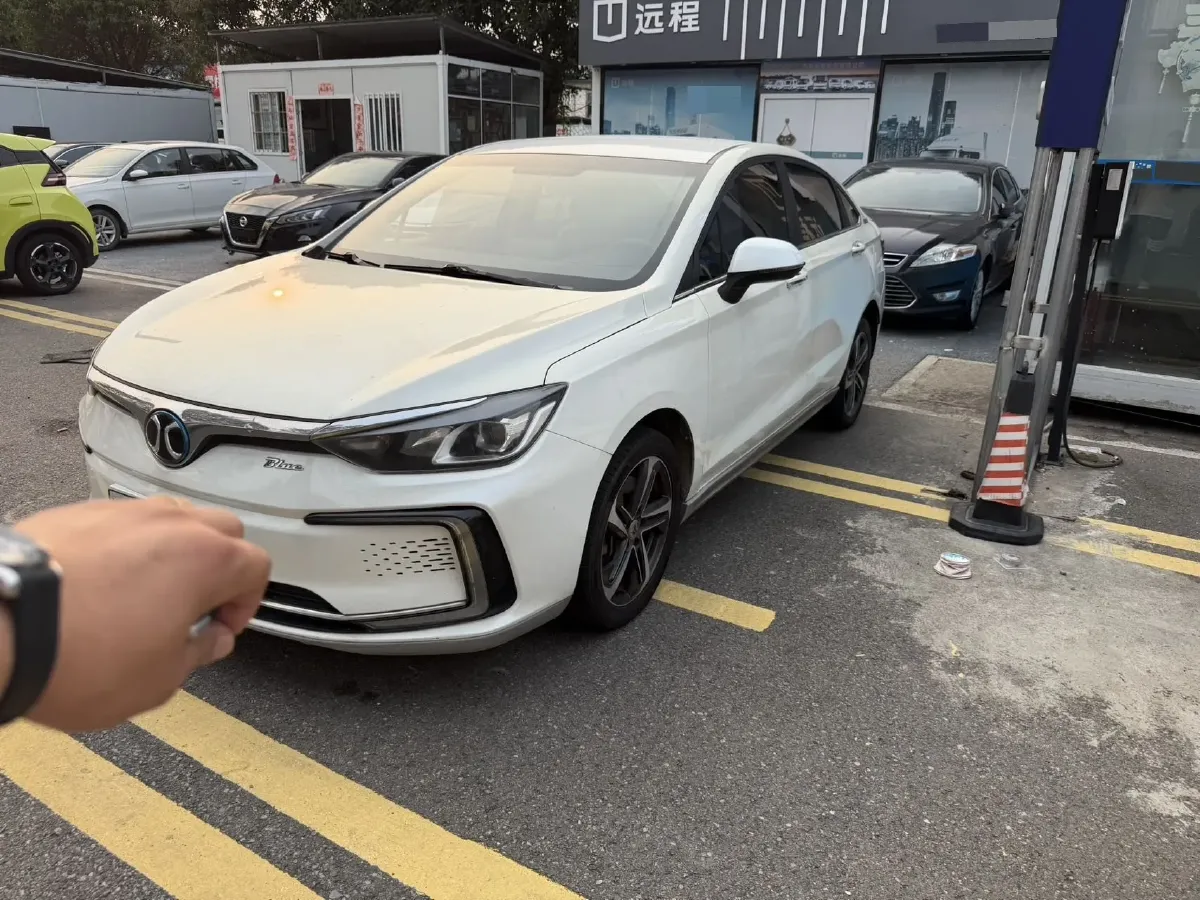 2018 BeiJing Auto EU5 BEV 60.23KWH,autocango,china used car exporter,china ev exporter,chinese used car exporter,chinese used ev exporter
