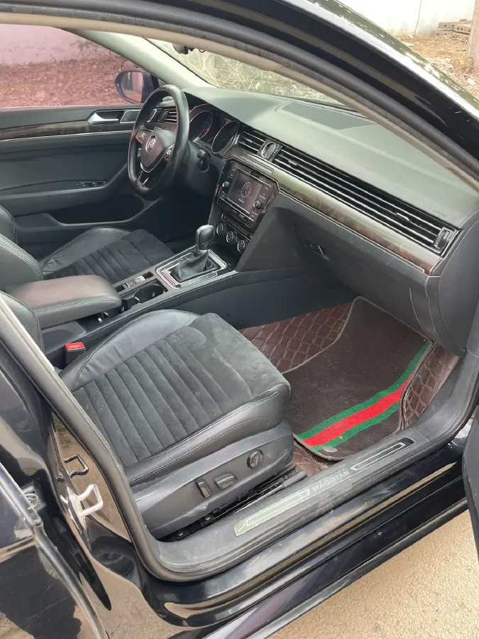 2018 Volkswagen Magotan 1.8T 180HP L4 7DCT,autocango,china used car exporter,china ev exporter,chinese used car exporter,chinese used ev exporter