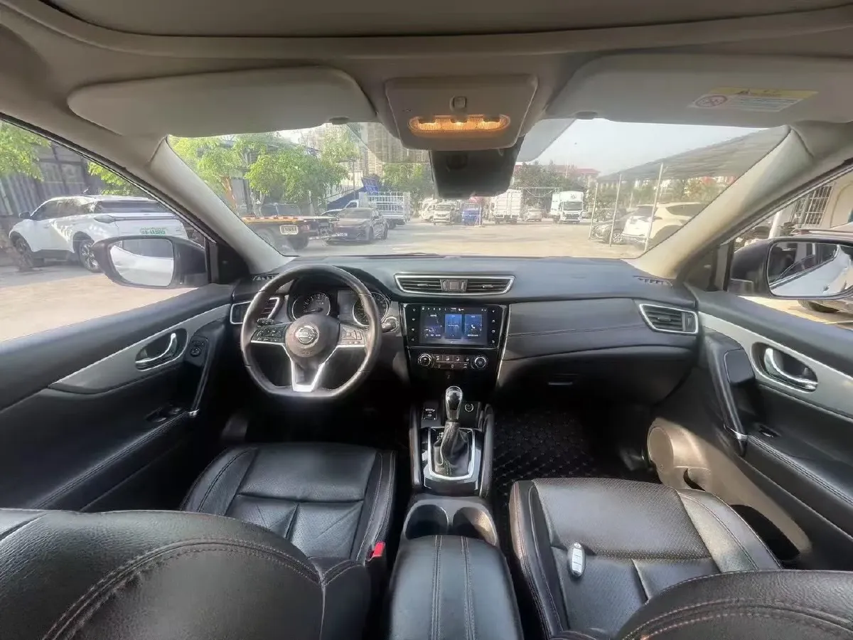 2021 Nissan Qashqai 2.0L 151HP L4 CVT,autocango,china used car exporter,china ev exporter,chinese used car exporter,chinese used ev exporter