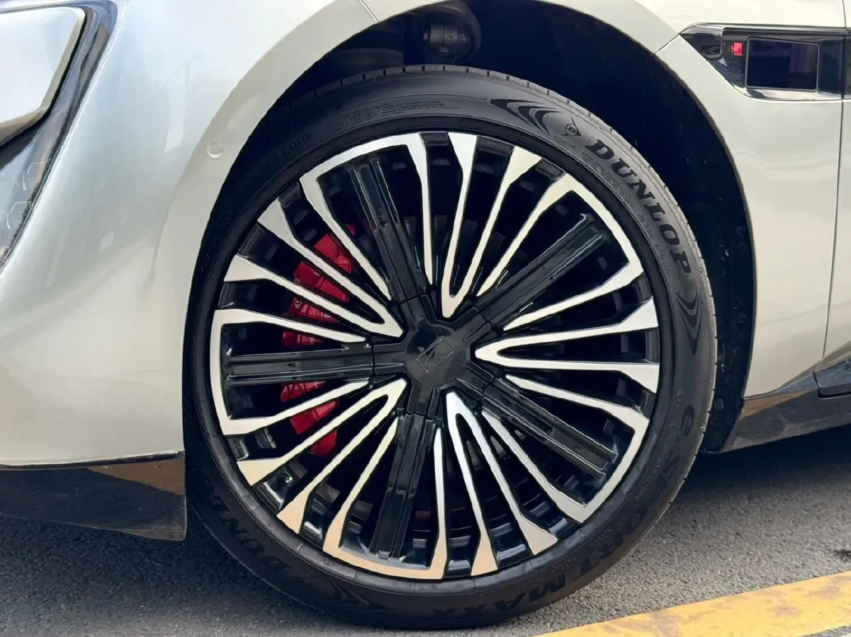 2025 Avatr 12 1.5T 156HP L4 REEV 39.05KWH,autocango,china used car exporter,china ev exporter,chinese used car exporter,chinese used ev exporter