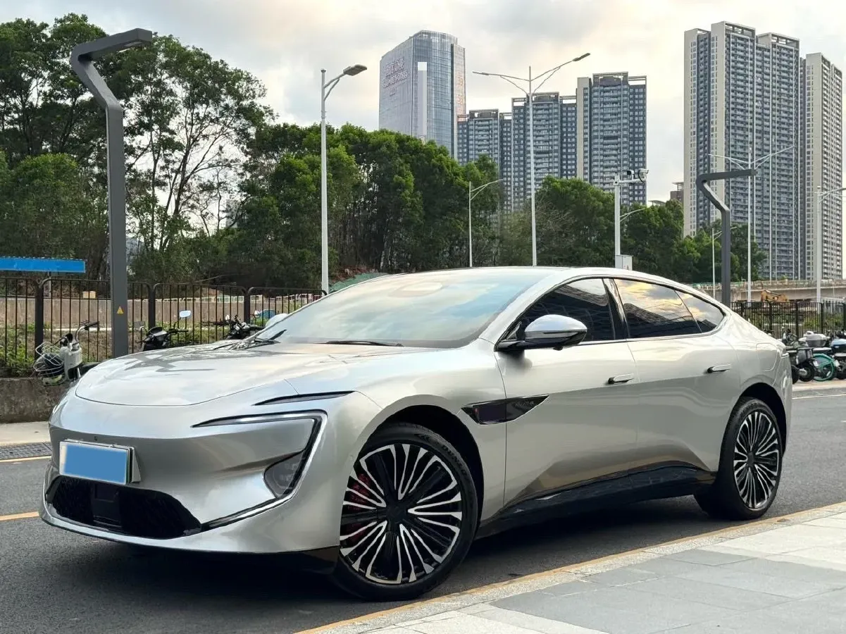 2025 Avatr 12 1.5T 156HP L4 REEV 39.05KWH,autocango,china used car exporter,china ev exporter,chinese used car exporter,chinese used ev exporter