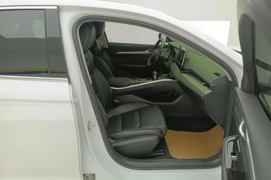 2023 Geely Preface 2.0T 190HP L4 7DCT,autocango,china used car exporter,china ev exporter,chinese used car exporter,chinese used ev exporter