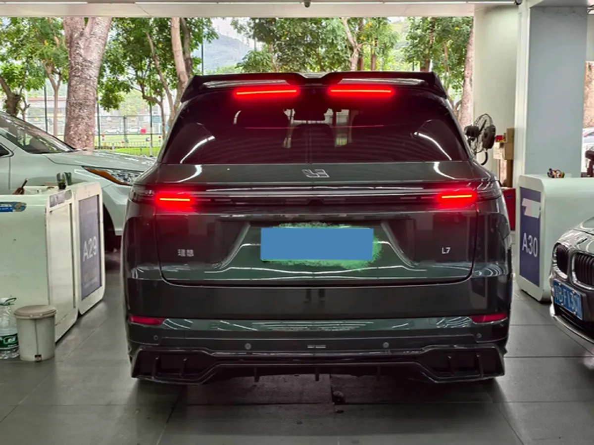 2024 Li L7 Range Extended 154HP REEV 42.8KWH,autocango,china used car exporter,china ev exporter,chinese used car exporter,chinese used ev exporter