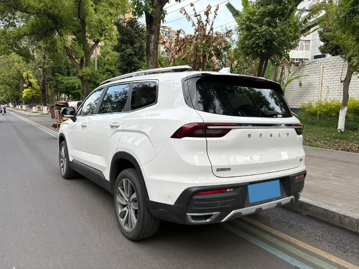 2022 Geely Okavango 1.8T 184HP L4 7DCT,autocango,china used car exporter,china ev exporter,chinese used car exporter,chinese used ev exporter