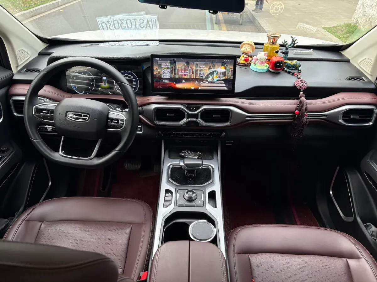 2022 Geely Okavango 1.8T 184HP L4 7DCT,autocango,china used car exporter,china ev exporter,chinese used car exporter,chinese used ev exporter