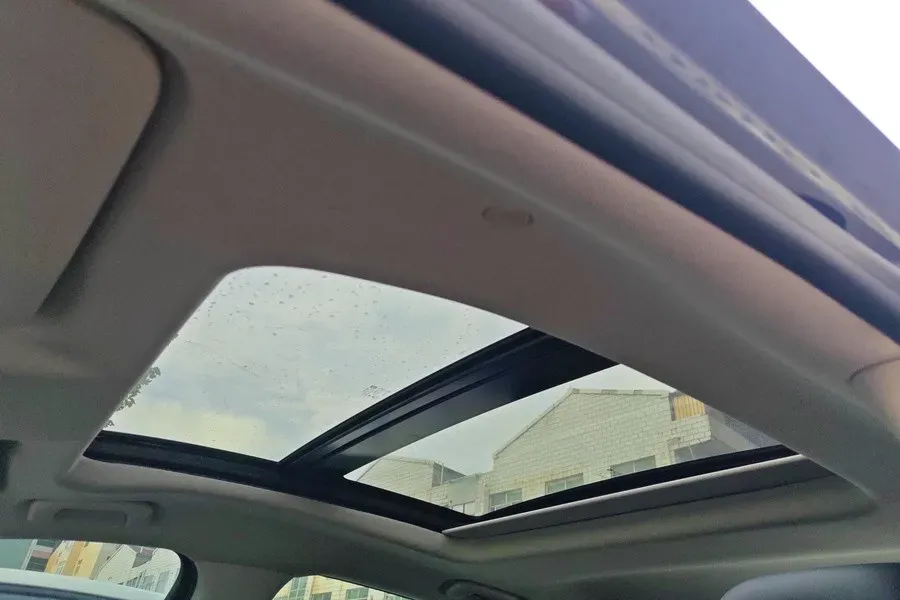 2021 Buick Larcosse 2.0T 237HP L4 9AT,autocango,china used car exporter,china ev exporter,chinese used car exporter,chinese used ev exporter