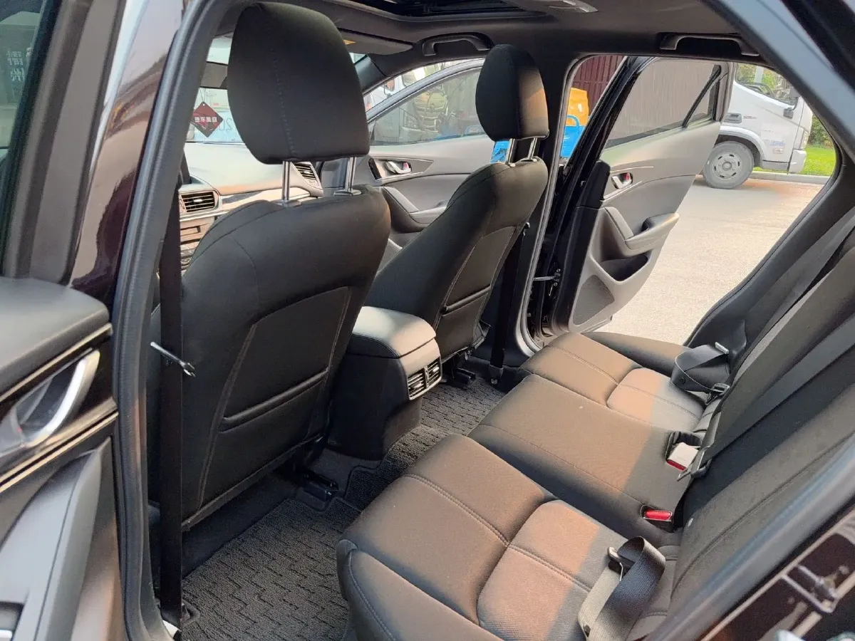 2020 Mazda CX-4 2.0L 158HP L4 6AT,autocango,china used car exporter,china ev exporter,chinese used car exporter,chinese used ev exporter