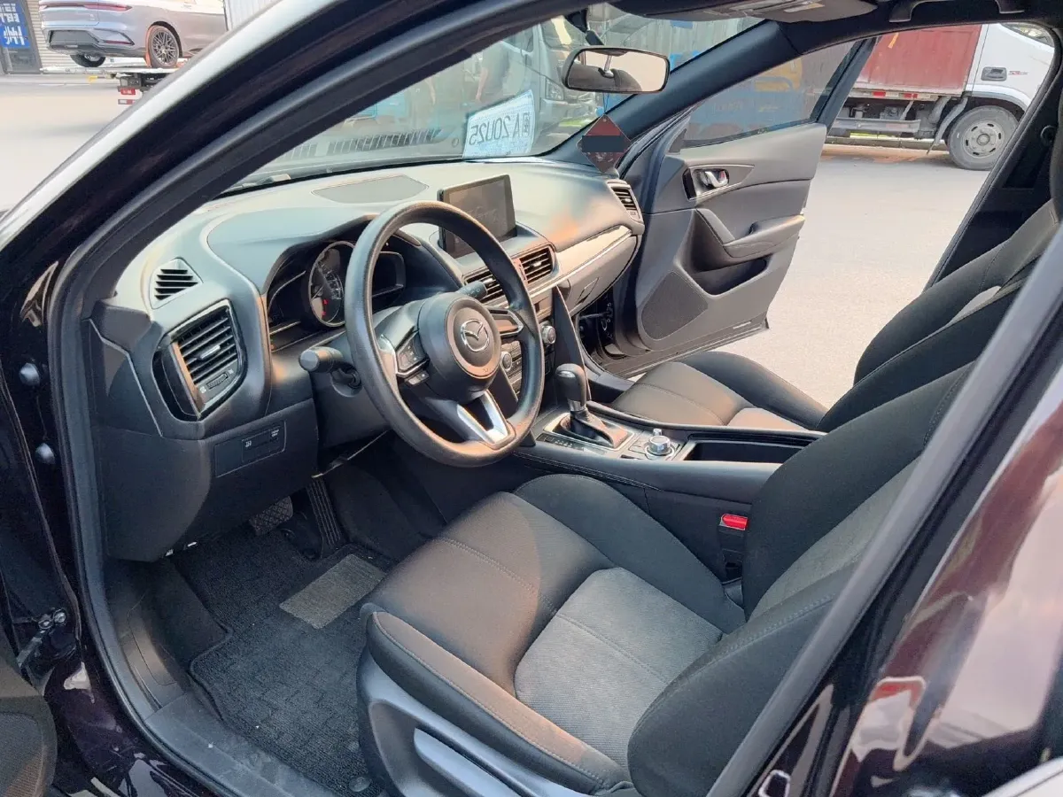 2020 Mazda CX-4 2.0L 158HP L4 6AT,autocango,china used car exporter,china ev exporter,chinese used car exporter,chinese used ev exporter