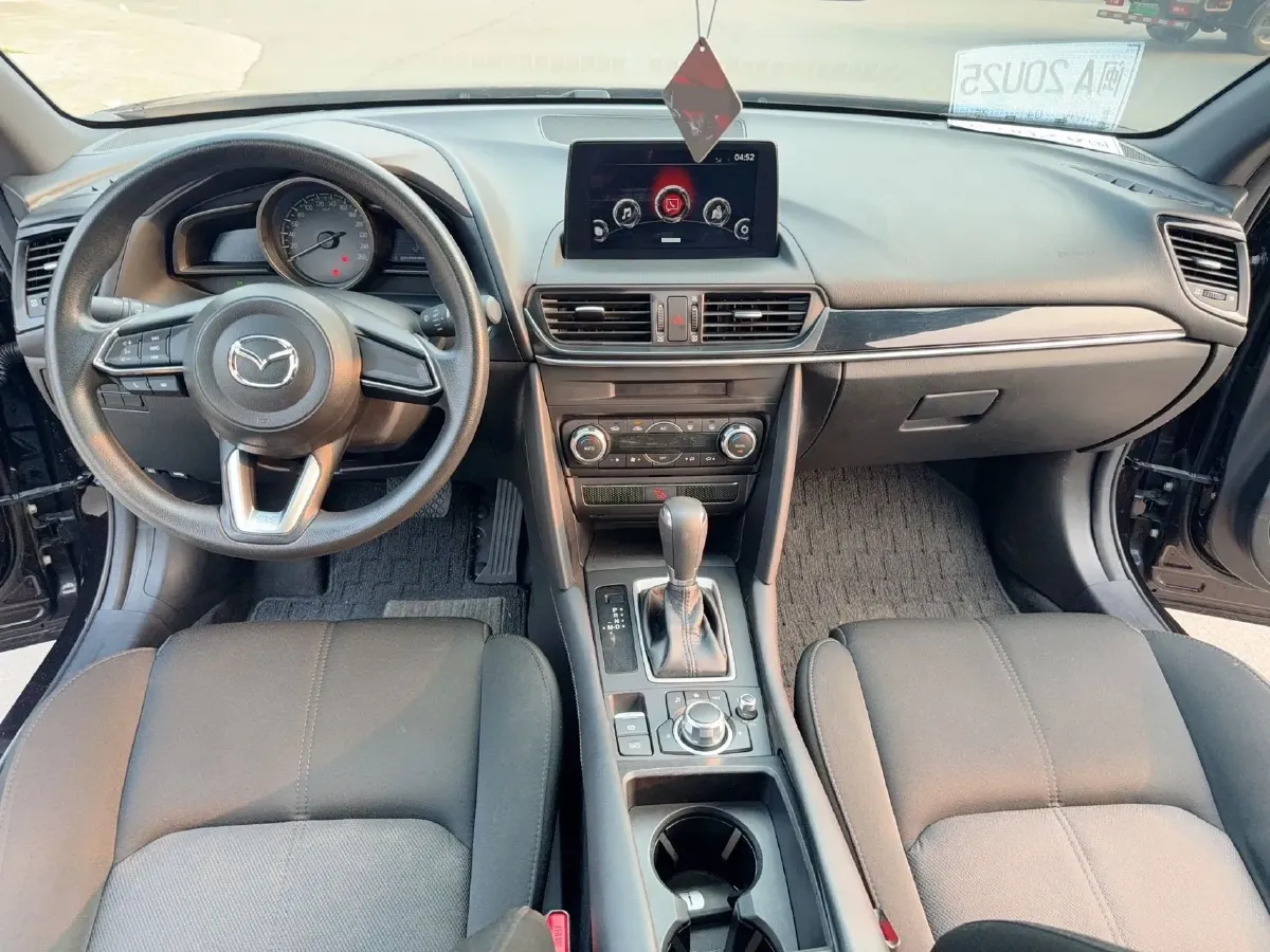 2020 Mazda CX-4 2.0L 158HP L4 6AT,autocango,china used car exporter,china ev exporter,chinese used car exporter,chinese used ev exporter