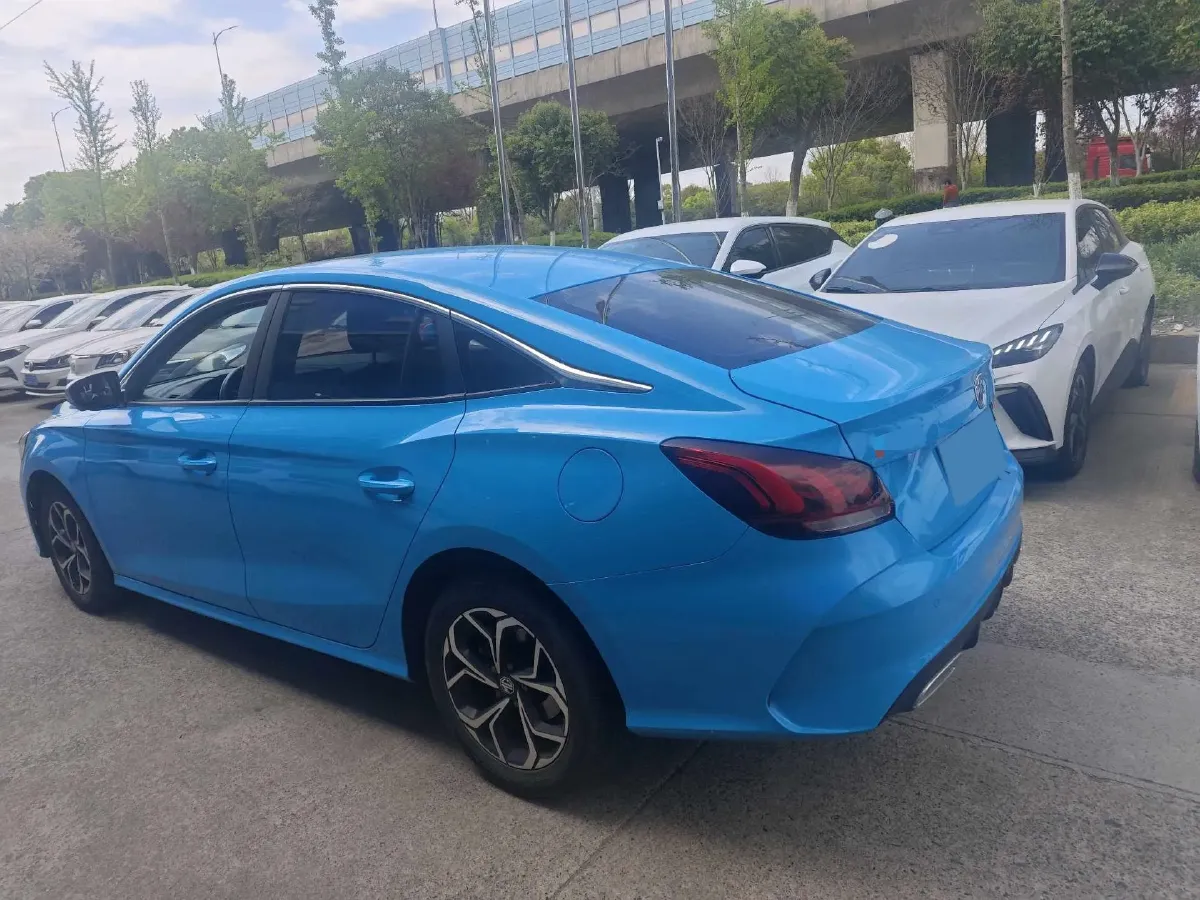 2022 MG 5 1.5L 120HP L4 CVT,autocango,china used car exporter,china ev exporter,chinese used car exporter,chinese used ev exporter
