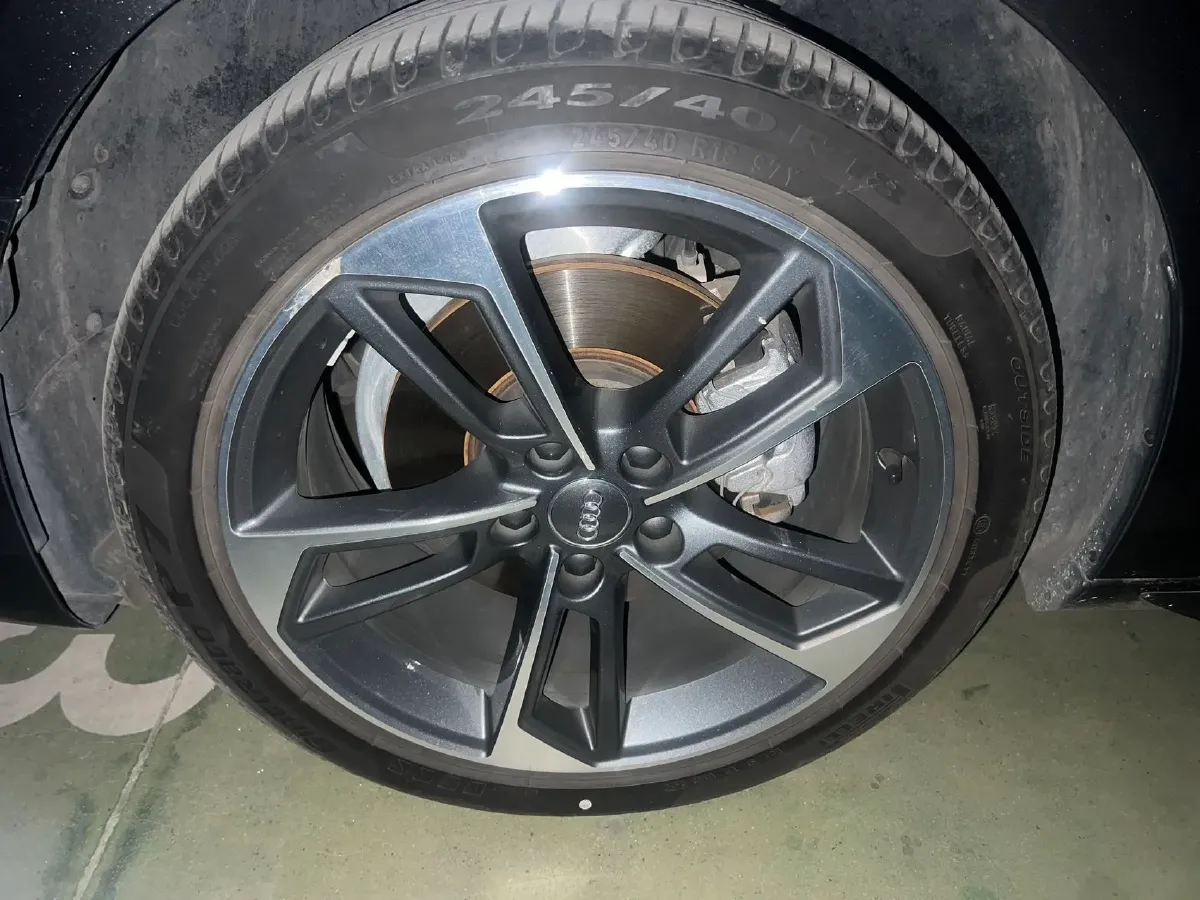 2020 Audi A4L 2.0T 150HP L4 7DCT,autocango,china used car exporter,china ev exporter,chinese used car exporter,chinese used ev exporter