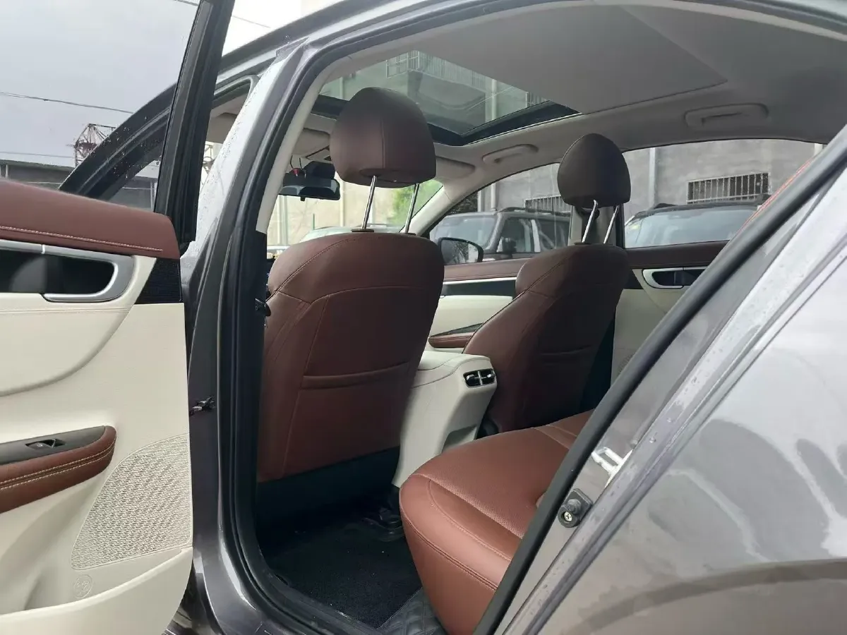 2021 Hyundai Mistra 1.8L 143HP L4 CVT,autocango,china used car exporter,china ev exporter,chinese used car exporter,chinese used ev exporter