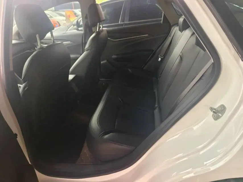 2021 Buick Excelle 1.5L 113HP L4 6AT,autocango,china used car exporter,china ev exporter,chinese used car exporter,chinese used ev exporter