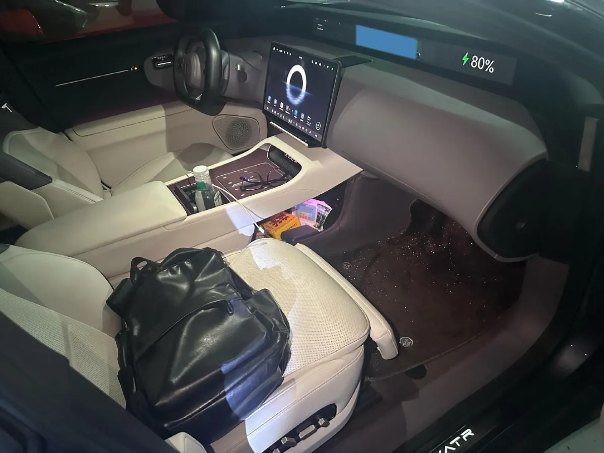 2025 Avatr 12 1.5T 156HP L4 REEV 39.05KWH,autocango,china used car exporter,china ev exporter,chinese used car exporter,chinese used ev exporter