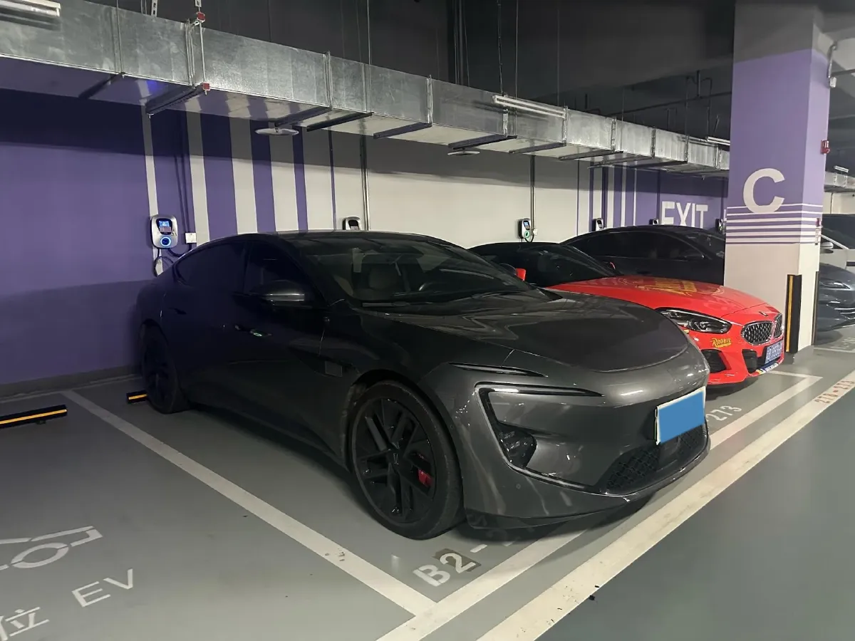 2025 Avatr 12 1.5T 156HP L4 REEV 39.05KWH,autocango,china used car exporter,china ev exporter,chinese used car exporter,chinese used ev exporter