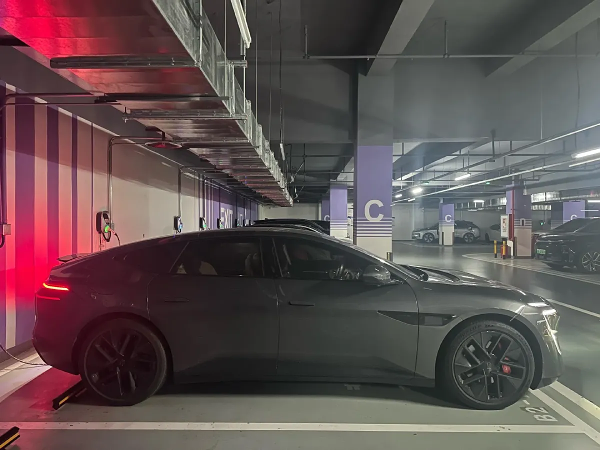 2025 Avatr 12 1.5T 156HP L4 REEV 39.05KWH,autocango,china used car exporter,china ev exporter,chinese used car exporter,chinese used ev exporter