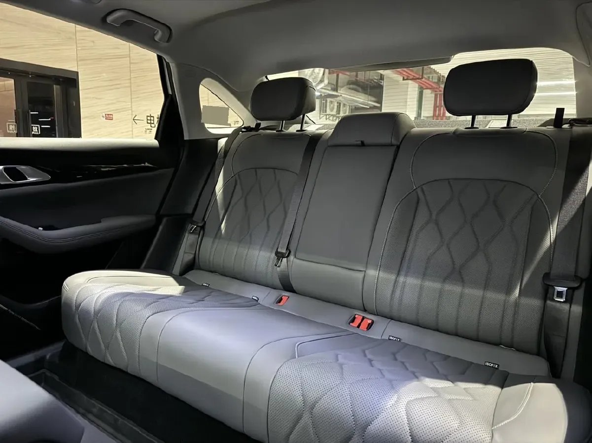 2025 Geely Galaxy A7 1.5L 112HP L4 1DHT PHEV,autocango,china used car exporter,china ev exporter,chinese used car exporter,chinese used ev exporter