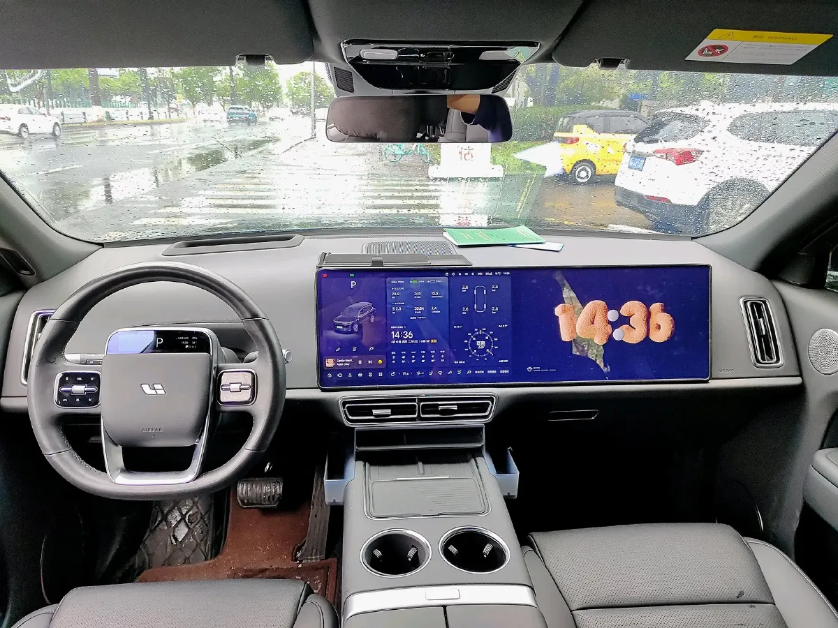 2024 Li L9 Range Extended 154HP REEV 52.3KWH,autocango,china used car exporter,china ev exporter,chinese used car exporter,chinese used ev exporter