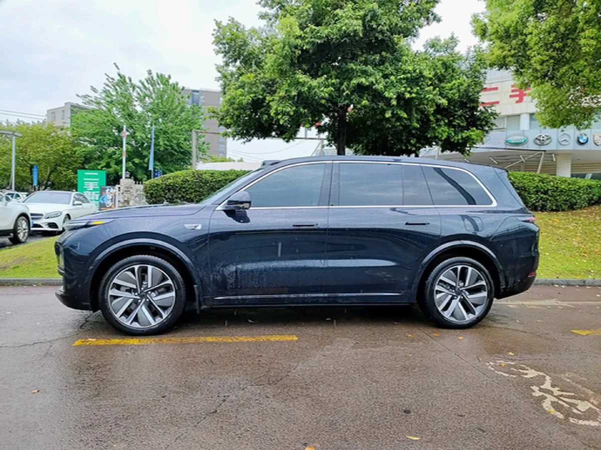 2024 Li L9 Range Extended 154HP REEV 52.3KWH,autocango,china used car exporter,china ev exporter,chinese used car exporter,chinese used ev exporter