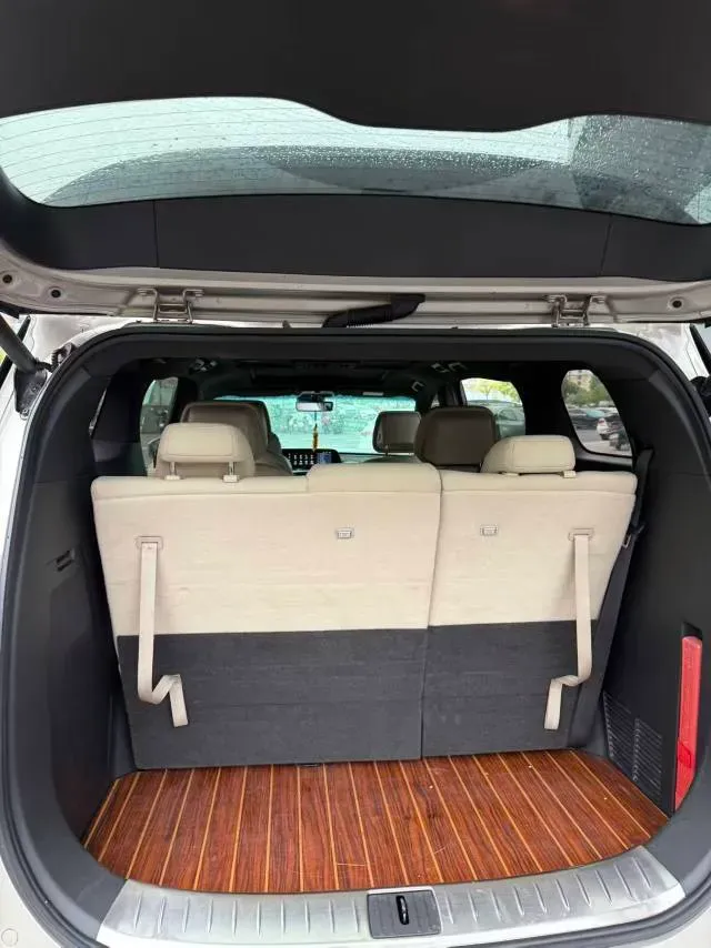 2022 Buick GL8 2.0T 237HP L4 9AT,autocango,china used car exporter,china ev exporter,chinese used car exporter,chinese used ev exporter