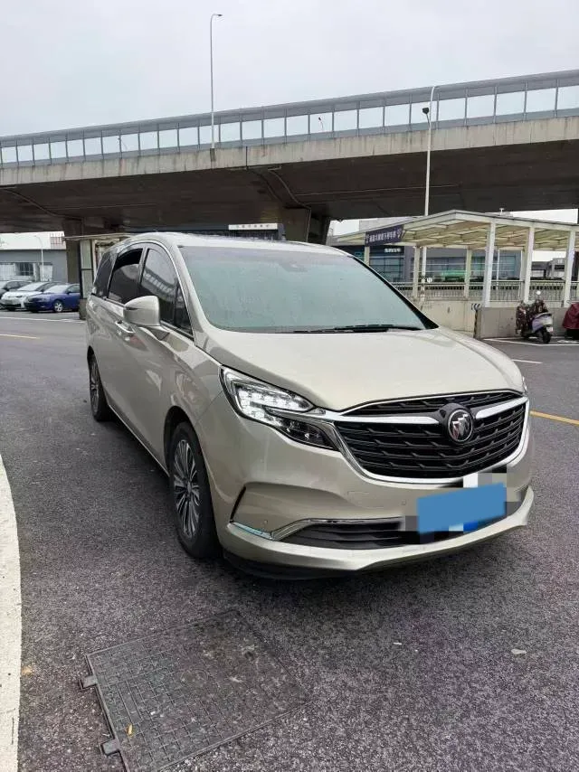2022 Buick GL8 2.0T 237HP L4 9AT,autocango,china used car exporter,china ev exporter,chinese used car exporter,chinese used ev exporter