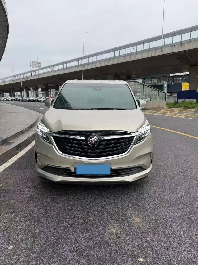 2022 Buick GL8 2.0T 237HP L4 9AT,autocango,china used car exporter,china ev exporter,chinese used car exporter,chinese used ev exporter
