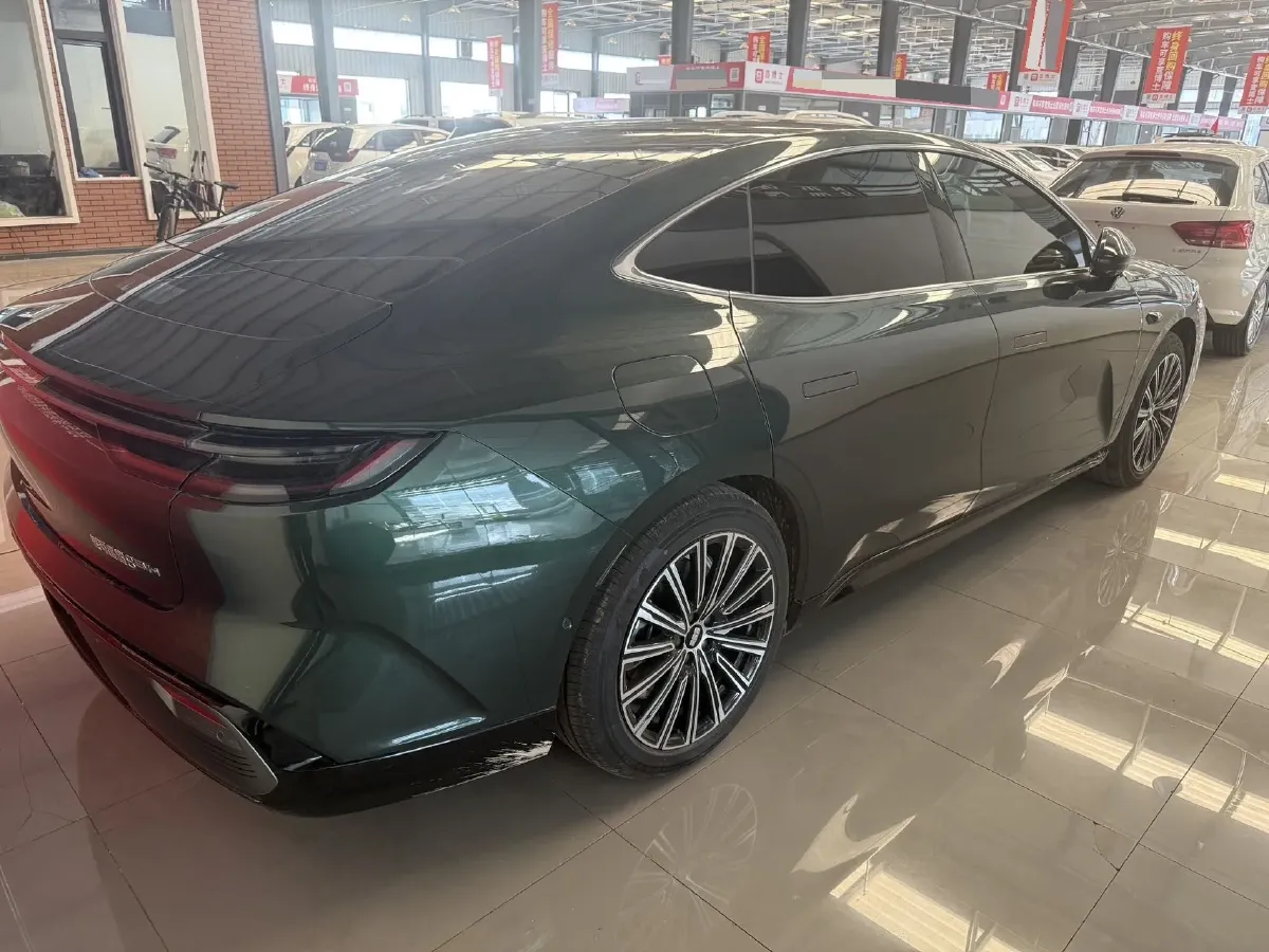 2025 Geely Galaxy Starshine 8 1.5L 112HP L4 1DHT PHEV,autocango,china used car exporter,china ev exporter,chinese used car exporter,chinese used ev exporter