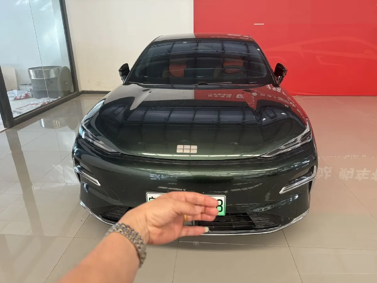 2025 Geely Galaxy Starshine 8 1.5L 112HP L4 1DHT PHEV,autocango,china used car exporter,china ev exporter,chinese used car exporter,chinese used ev exporter