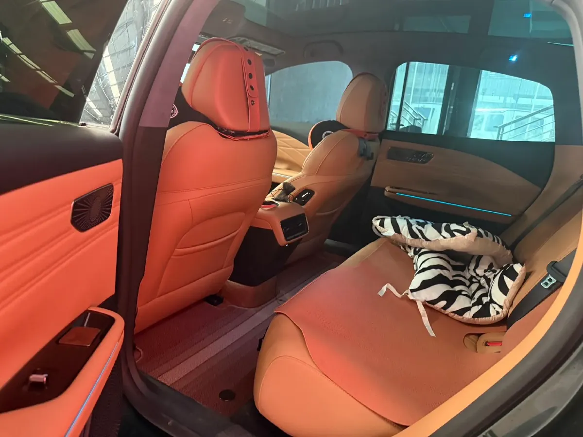 2025 Geely Galaxy Starshine 8 1.5L 112HP L4 1DHT PHEV,autocango,china used car exporter,china ev exporter,chinese used car exporter,chinese used ev exporter