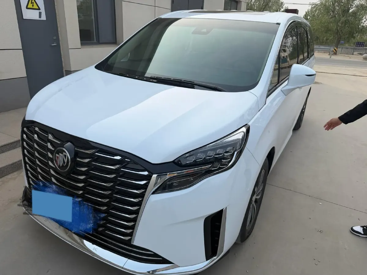2023 Buick GL8 2.0T 237HP L4 9AT,autocango,china used car exporter,china ev exporter,chinese used car exporter,chinese used ev exporter