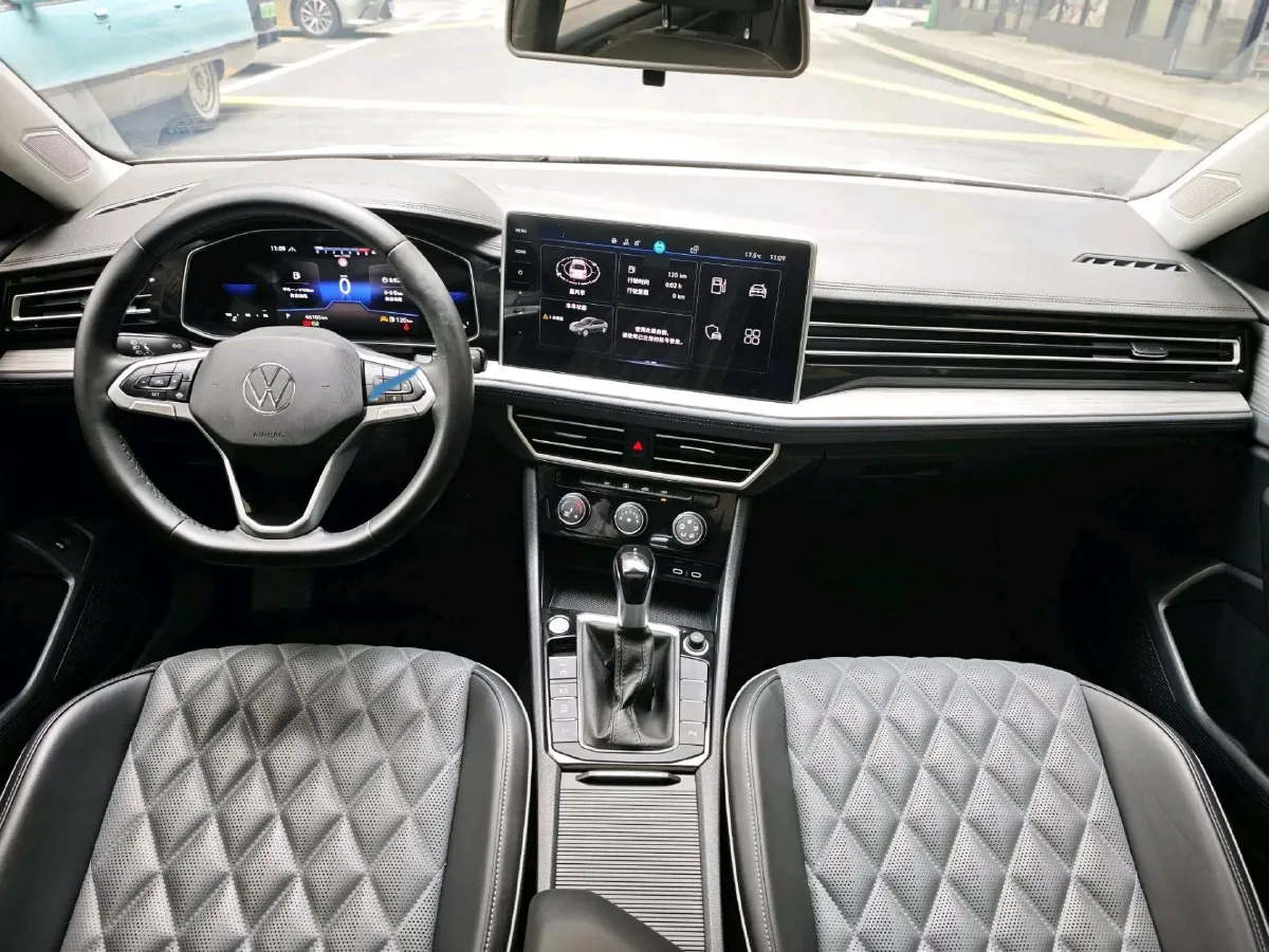 2023 Volkswagen Sagitar 1.5T 160HP L4 7DCT,autocango,china used car exporter,china ev exporter,chinese used car exporter,chinese used ev exporter