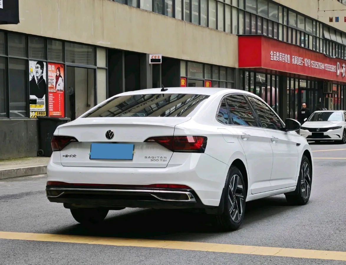 2023 Volkswagen Sagitar 1.5T 160HP L4 7DCT,autocango,china used car exporter,china ev exporter,chinese used car exporter,chinese used ev exporter