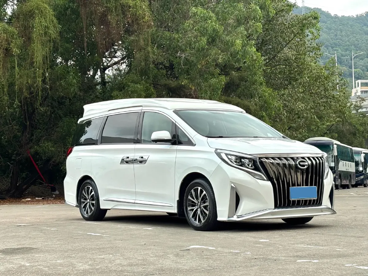 2021 GAC Trumpchi M8 2.0T 252HP L4 8AT,autocango,china used car exporter,china ev exporter,chinese used car exporter,chinese used ev exporter