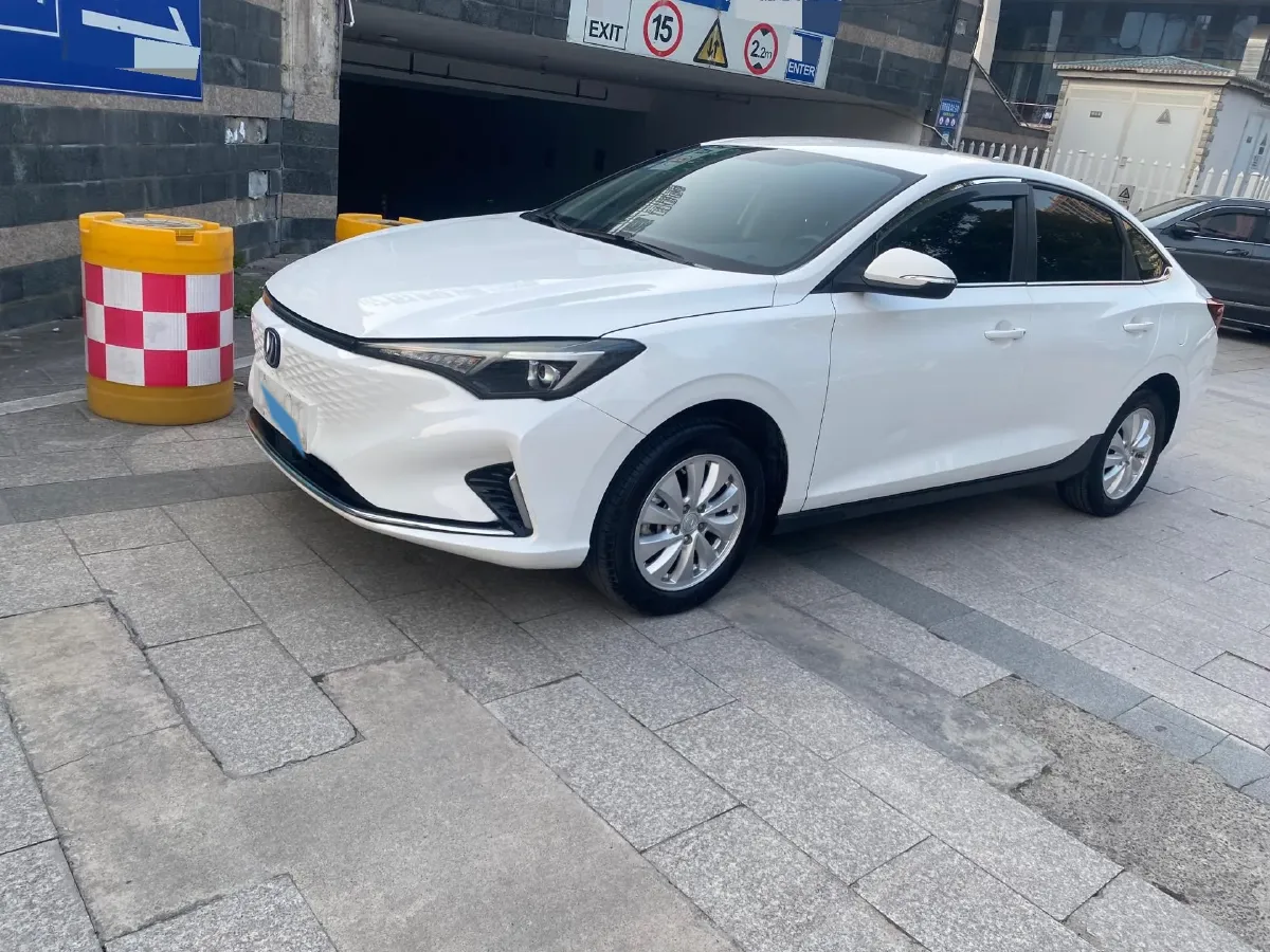 2022 ChangAn Eado BEV 47.78KWH,autocango,china used car exporter,china ev exporter,chinese used car exporter,chinese used ev exporter