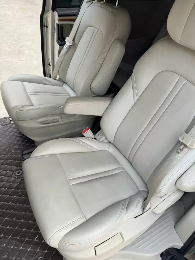2018 Buick GL8 2.0T 260HP L4 6AT,autocango,china used car exporter,china ev exporter,chinese used car exporter,chinese used ev exporter
